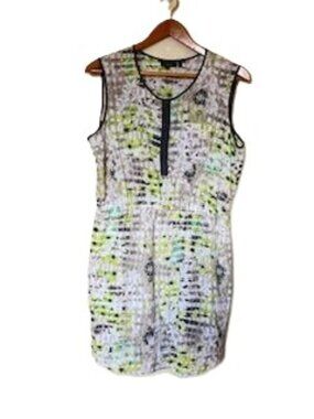 Apt. 9  Dress